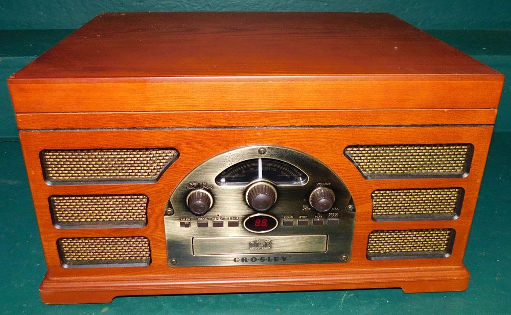 Crosley Radio with Record Player (1 of 6)