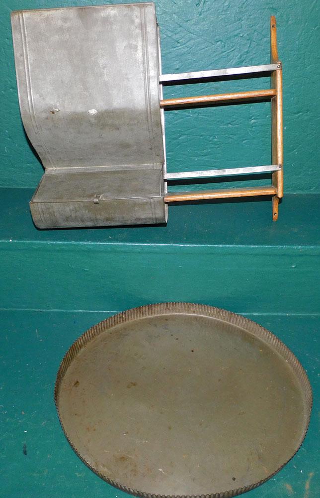 Tole Hoosier Flour Bin & Tin Tray (1 of 4)