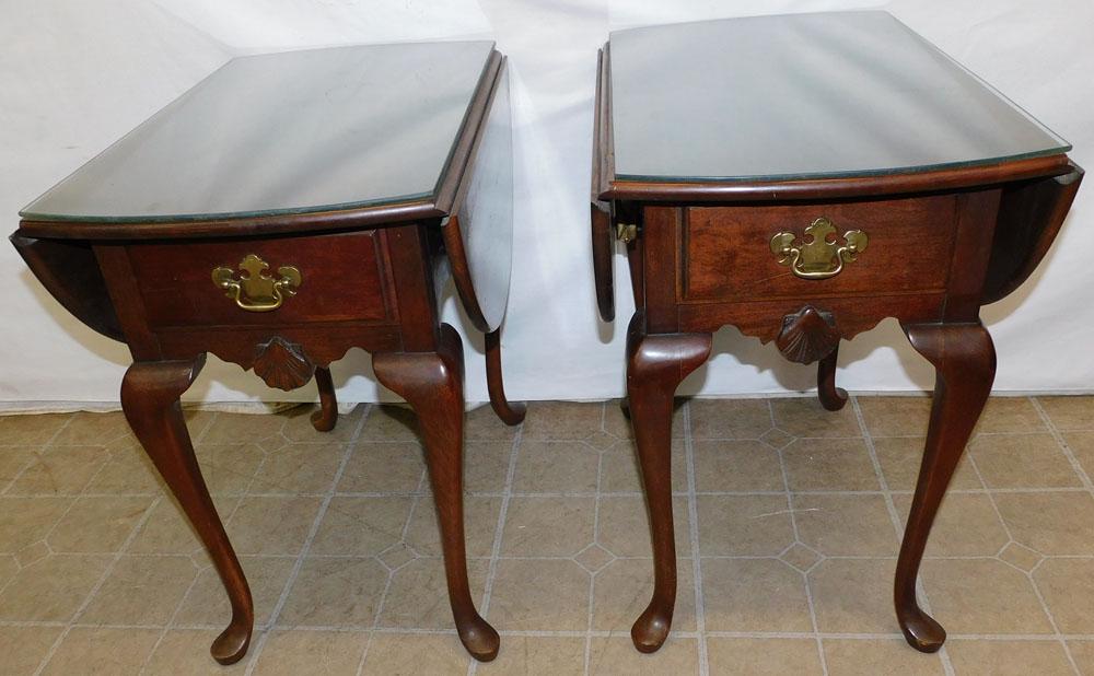 Pair Cherry Queen Anne Style End Tables Auction