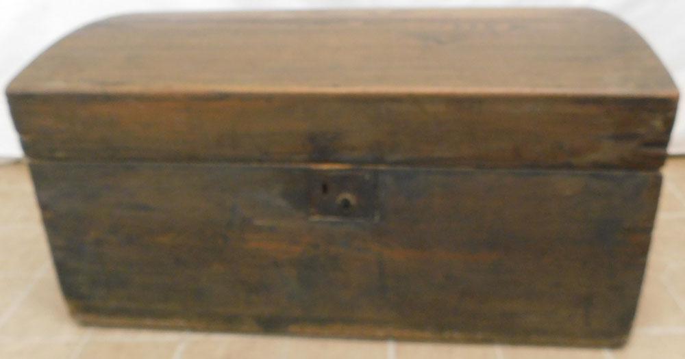 Antique Pine Dome Top Trunk (1 of 4)