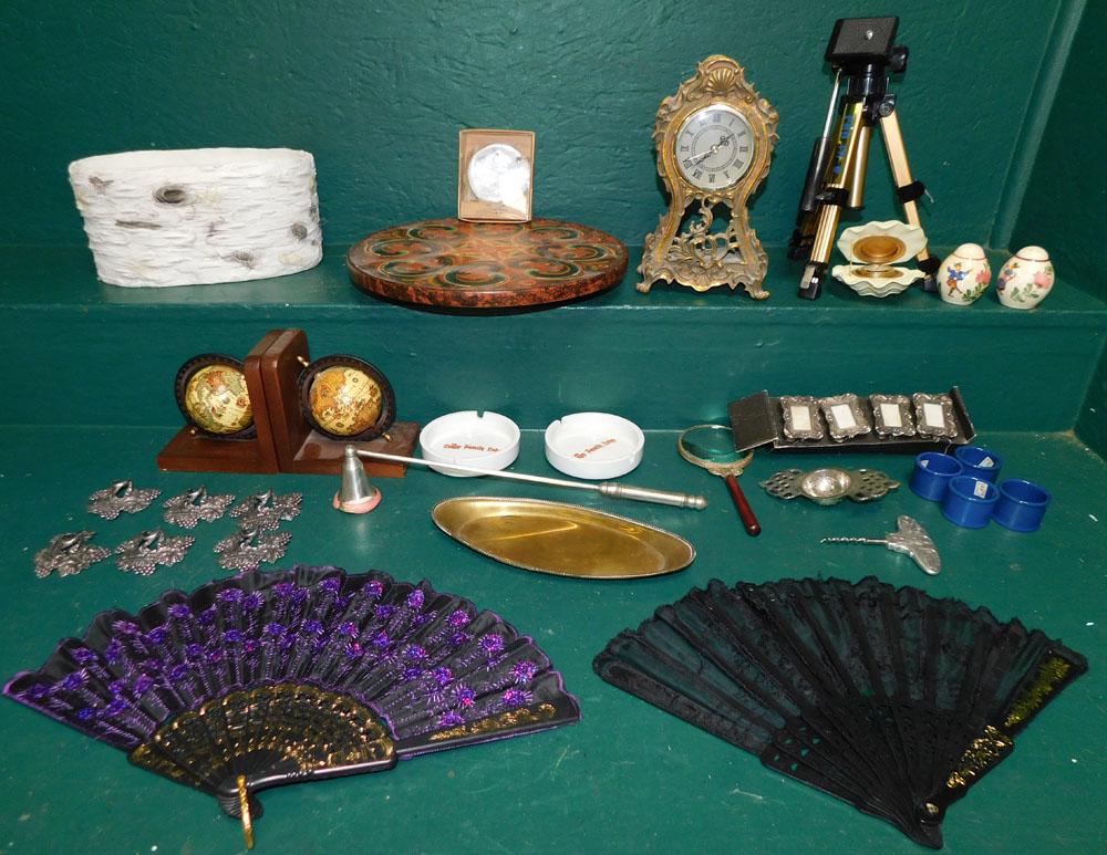 Lot Decorator Items (1 of 5)