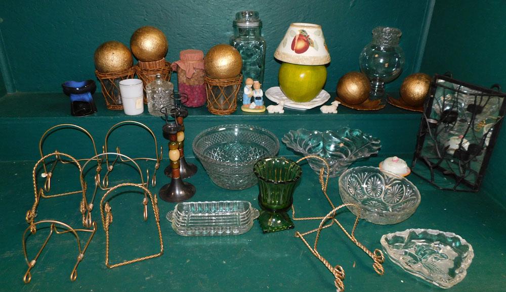 Lot Decorator Items (1 of 5)
