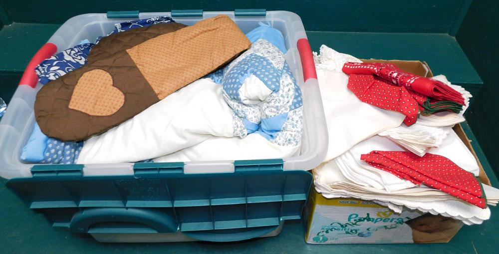 Lot Linens: Lot Linens. ALL DESCRIPTIONS AND ANY CONDITION STATEMENT GIVEN BY LANGSTON AUCTION GALLERY ARE STRICTLY OPINIONS AND LANGSTON'S SHALL HAVE NO RESPONSIBILITY FOR ERRORS OR OMISSIONS. THE ABSENCE OF A C