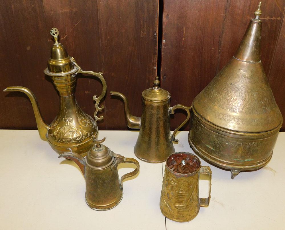 Lot Brass Items: Lot Brass Items. ALL DESCRIPTIONS AND ANY CONDITION STATEMENT GIVEN BY LANGSTON AUCTION GALLERY ARE STRICTLY OPINIONS AND LANGSTON'S SHALL HAVE NO RESPONSIBILITY FOR ERRORS OR OMISSIONS. THE ABSENCE O