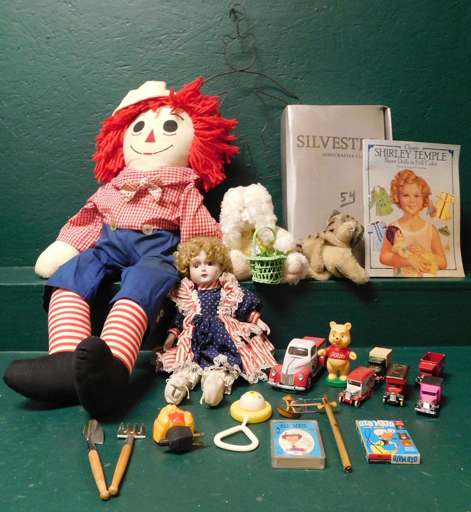 Lot Vintage Doll Items (1 of 2)