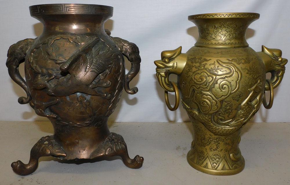2 Oriental Bronze Urns (1 of 7)
