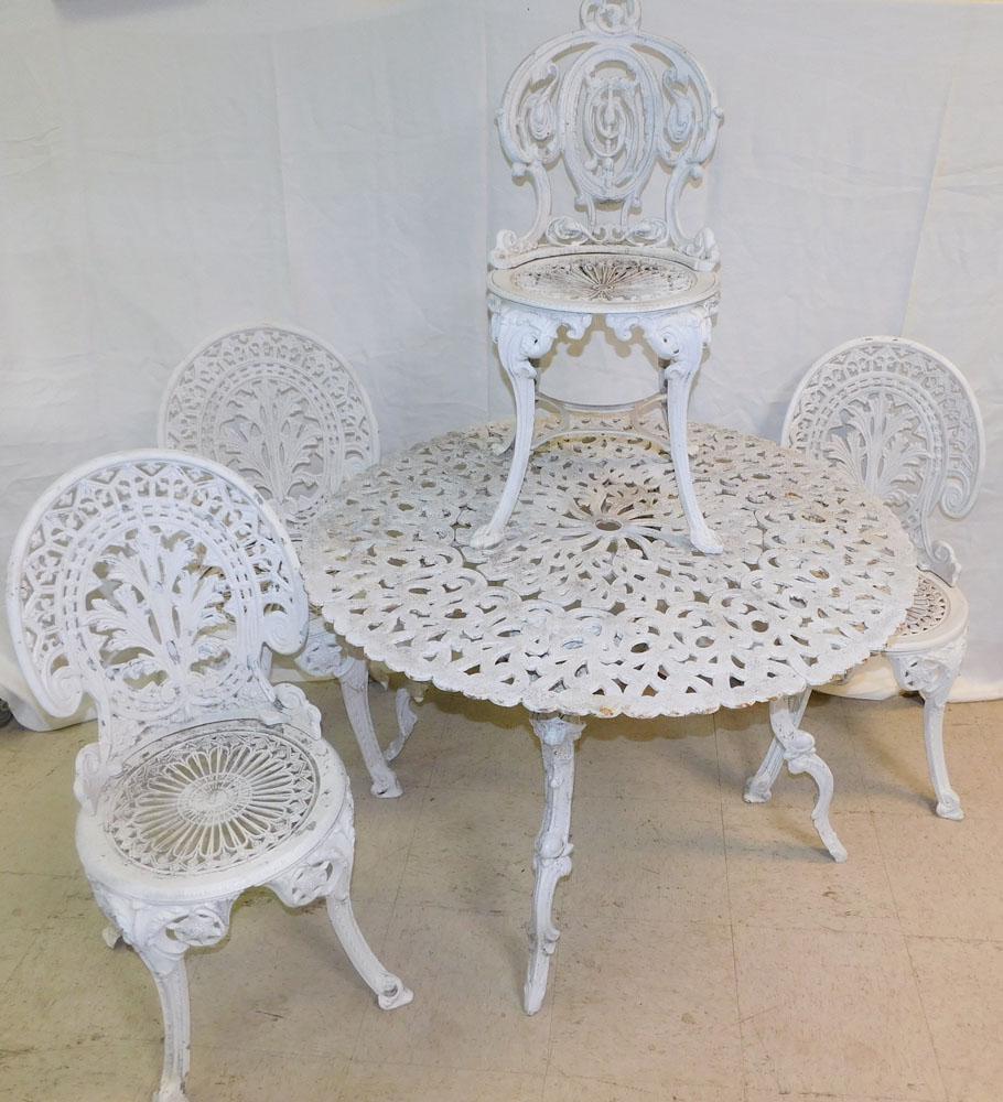 5 Piece Painted Cast Aluminum Patio Set (1 of 5)