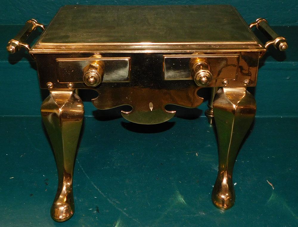 Antique Brass Footman: Antique Brass Footman. 19 1/4" W 12" D 11 1/2" H ALL DESCRIPTIONS AND ANY CONDITION STATEMENT GIVEN BY LANGSTON AUCTION GALLERY ARE STRICTLY OPINIONS AND LANGSTON'S SHALL HAVE NO RESPONSIBILITY FOR ER