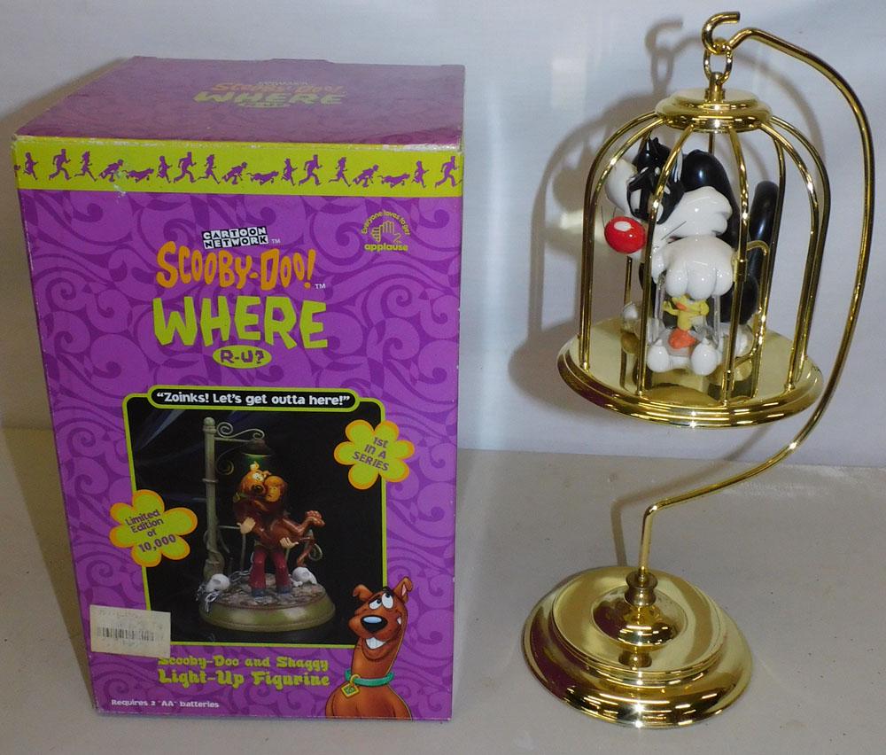 Looney Tunes Goebel Figurine & Scooby Doo Figurine (1 of 6)