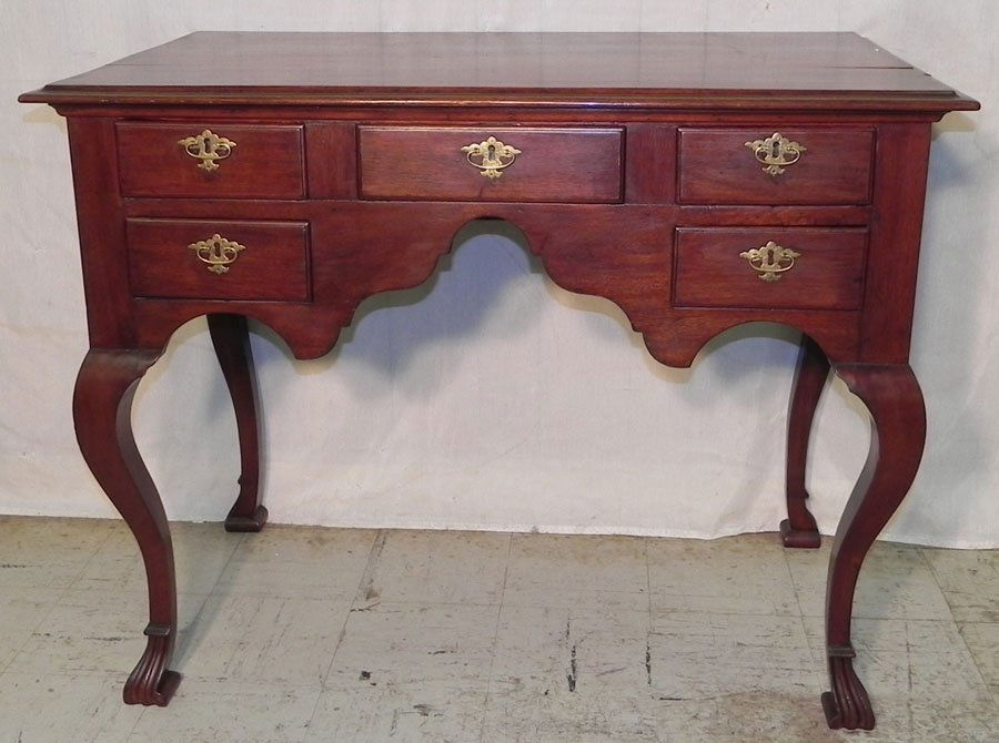 18th c. walnut Queen Anne low boy.: 18th century walnut Queen Anne low boy. Feet have been tipped. 42" wide x 24 1/4" deep x 33" tall.