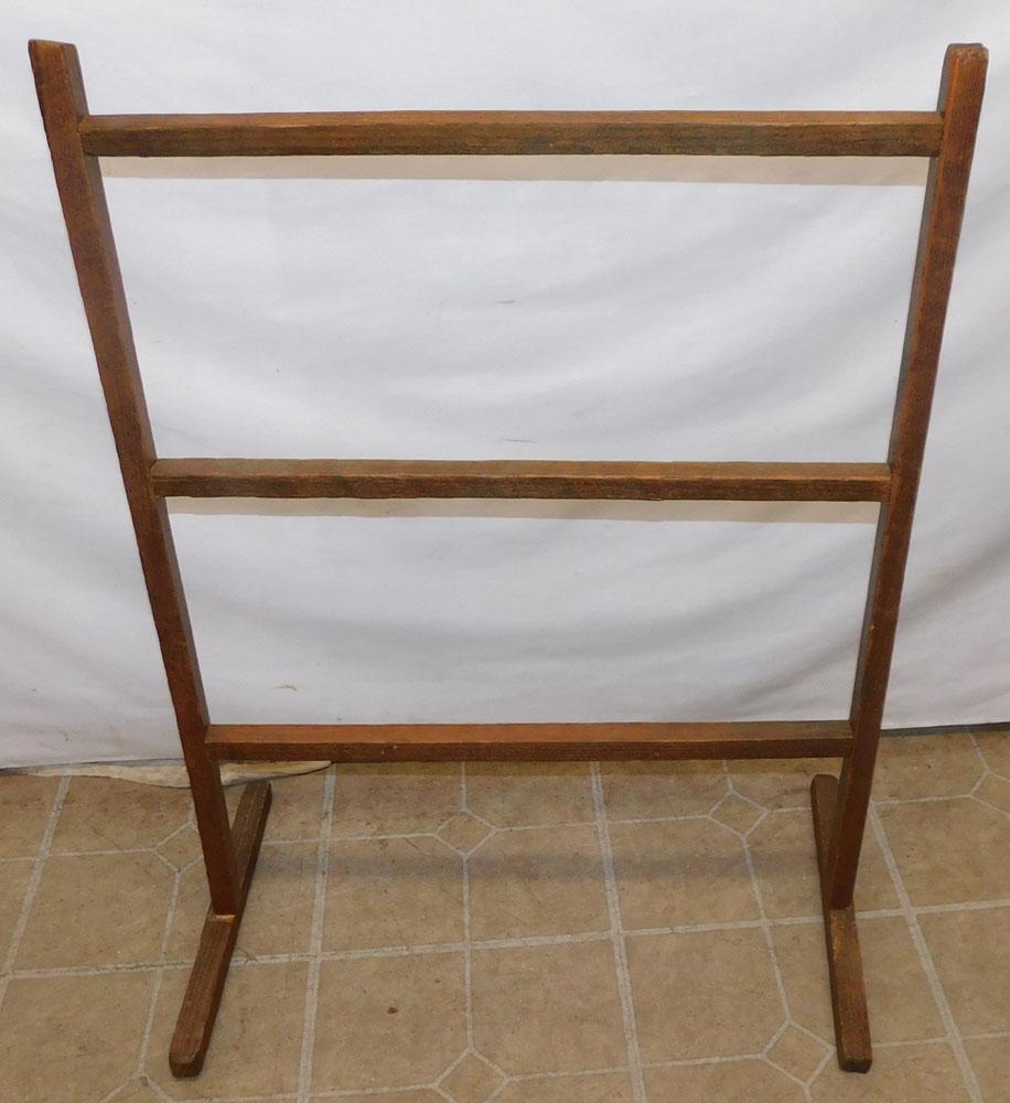 Antique Heart Pine Towel Rack (1 of 2)