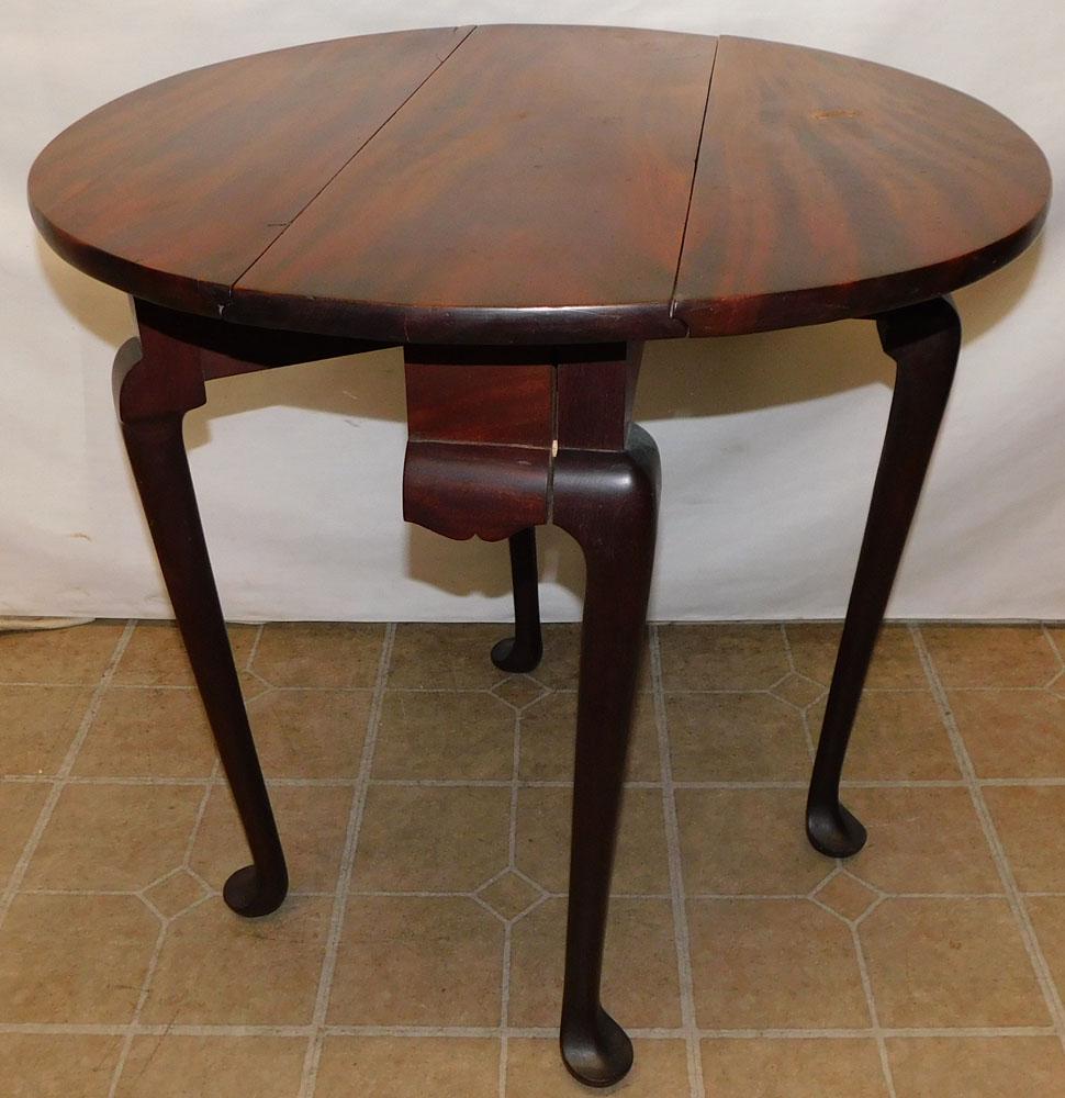 Antique Mahogany Queen Anne Style Drop Leaf Table (1 of 3)