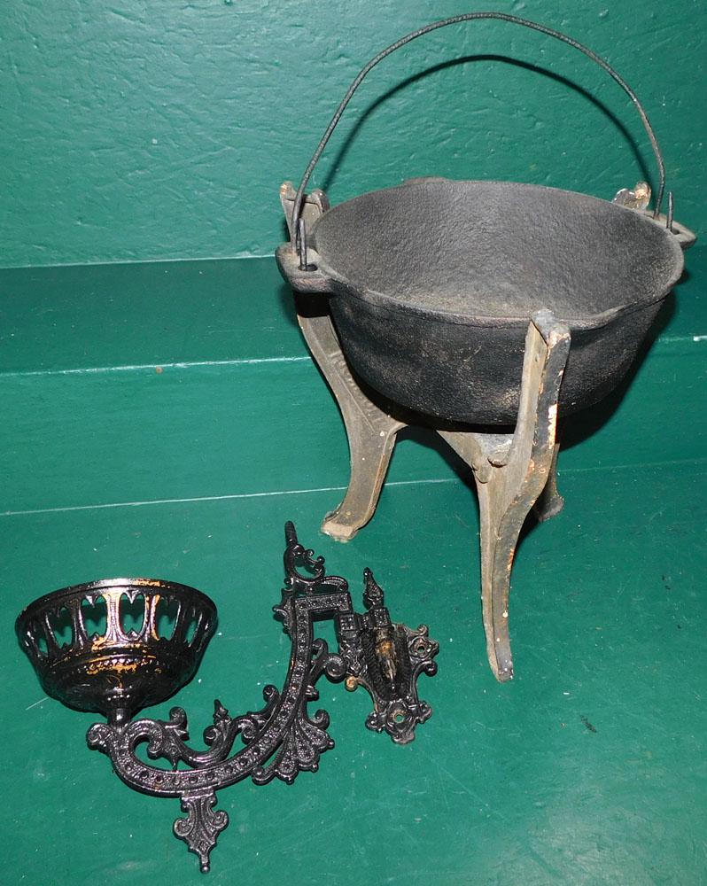 Cast Iron Pot On Stand - Cast Iron Oil Lamp Wall Bracket (1 of 3)
