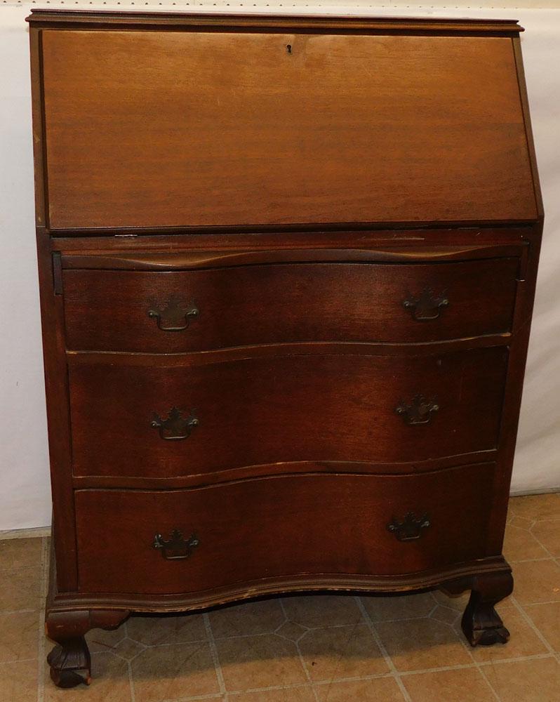 Mahogany Serpentine Fall Front Desk: Mahogany Serpentine Fall Front Desk. 31 1/4" W 17" D 43" H "ALL DESCRIPTIONS AND ANY CONDITION STATEMENT GIVEN BY LANGSTON AUCTION GALLERY ARE STRICTLY OPINIONS AND LANGSTON'S SHALL HAVE NO RESPONSIBI