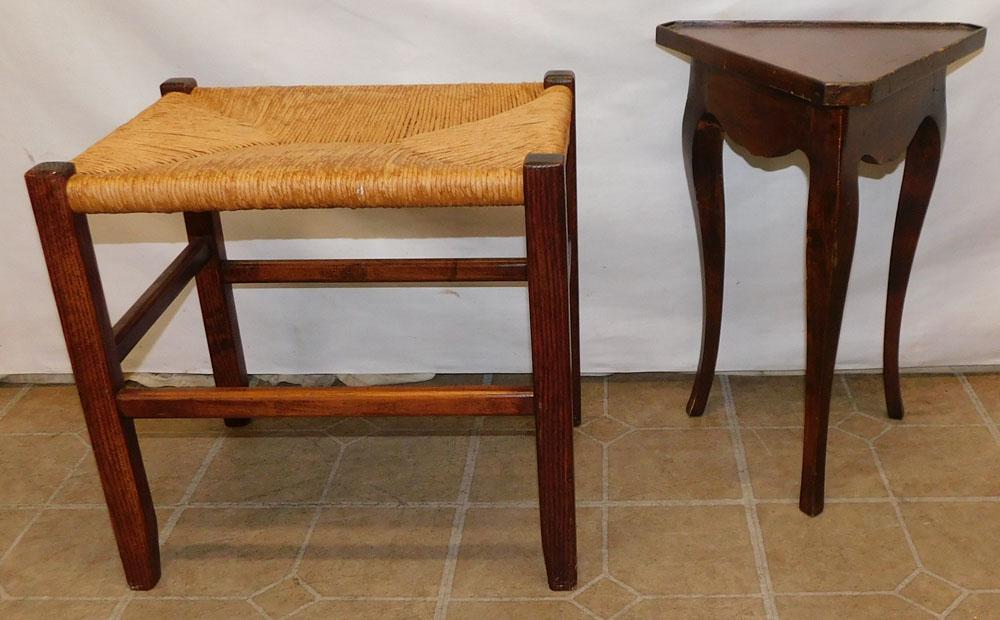 Cherry Corner Stand - Oak Rush Top Stool (1 of 3)