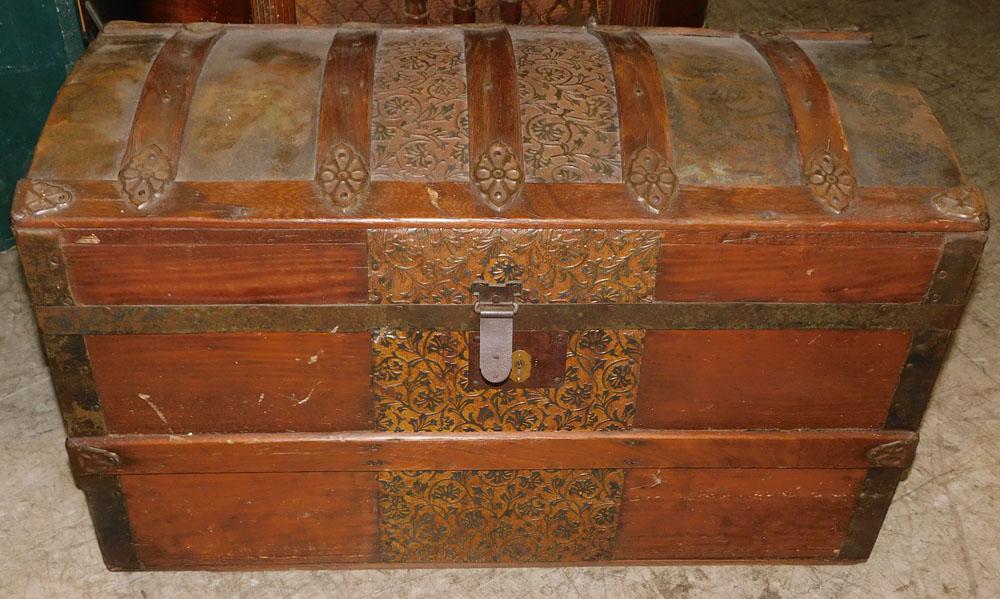Antique Dome Top Trunk (1 of 2)