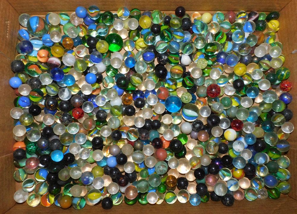 Lot Marbles: Lot Marbles. "ALL DESCRIPTIONS AND ANY CONDITION STATEMENT GIVEN BY LANGSTON AUCTION GALLERY ARE STRICTLY OPINIONS AND LANGSTON'S SHALL HAVE NO RESPONSIBILITY FOR ERRORS OR OMISSIONS. THE ABSENCE OF A