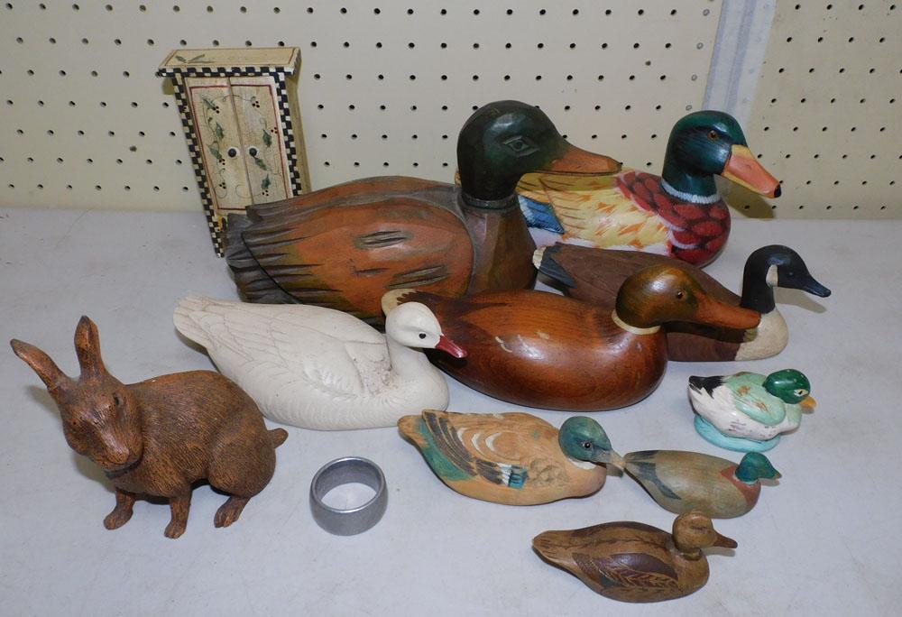 Lot Wood Carved Ducks Auction