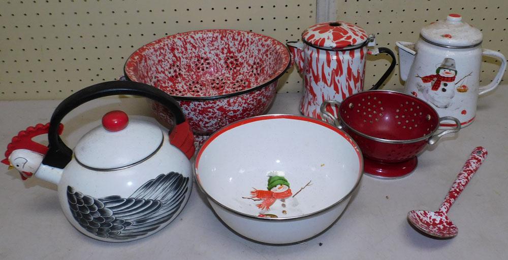 Lot Enamel Ware Items (1 of 3)