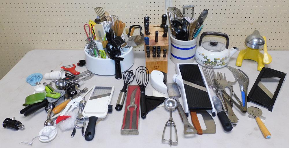 Lot Kitchen Ware (1 of 3)