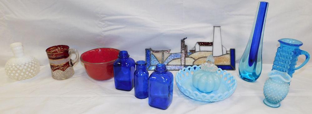 Lot Art Glass Items: Lot Art Glass Items. "ALL DESCRIPTIONS AND ANY CONDITION STATEMENT GIVEN BY LANGSTON AUCTION GALLERY ARE STRICTLY OPINIONS AND LANGSTON'S SHALL HAVE NO RESPONSIBILITY FOR ERRORS OR OMISSIONS. THE ABSE