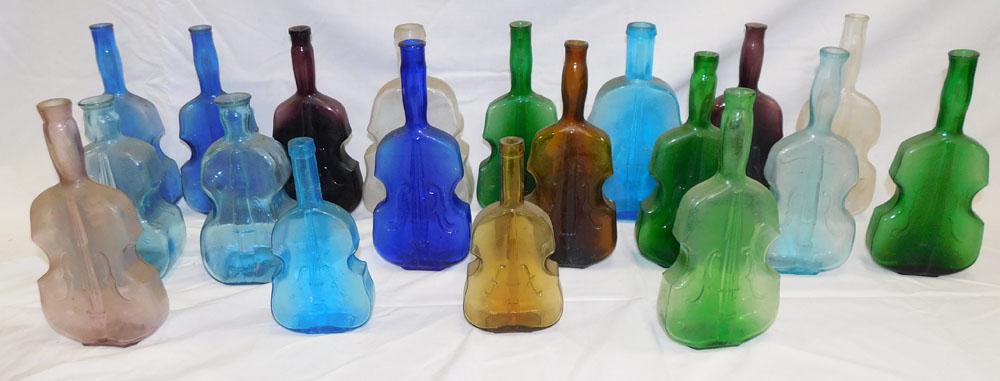 Lot Vintage Bottles (1 of 3)