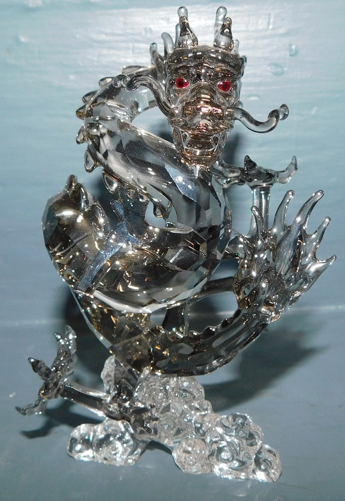 Swarvoski Crystal Dragon (1 of 2)