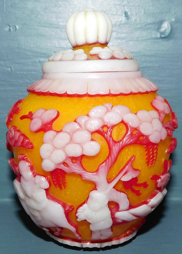 Peking Glass Oriental Covered Jar (1 of 7)