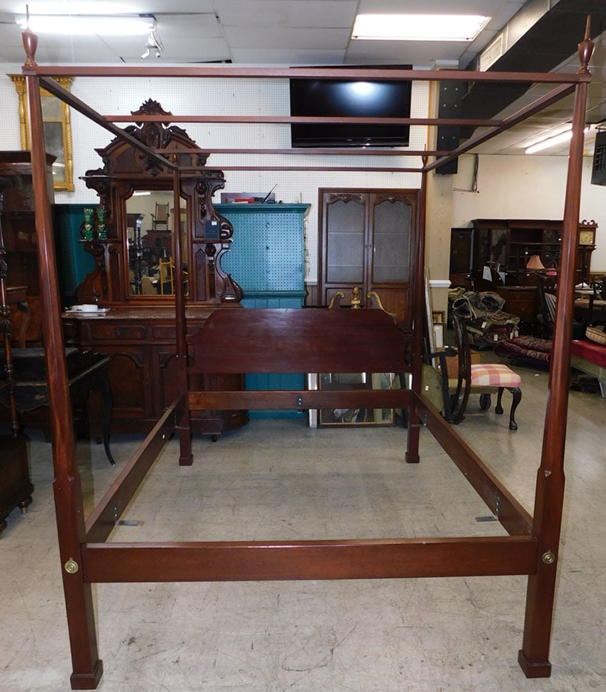 Mahogany Pencil Post Queen Size Bed Signed by Local Cabinet Maker in Wilson, NC (1 of 10)