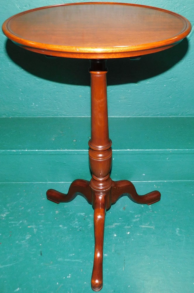 Mahogany Dish Top Whisky Stand by Biggs (1 of 3)
