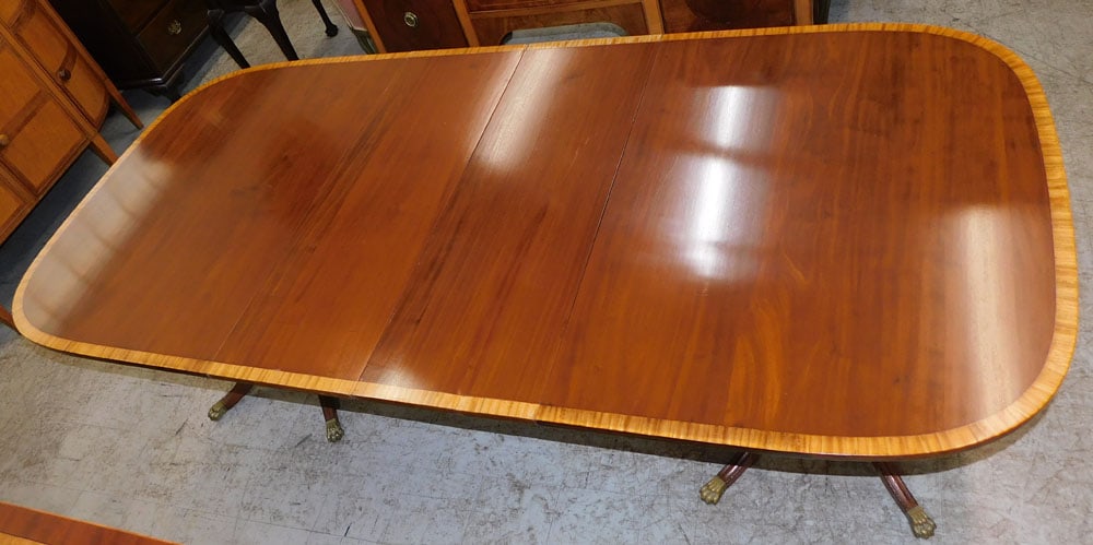 Satinwood Banded Top Mahogany Dining Table with 2 Leaves (1 of 5)