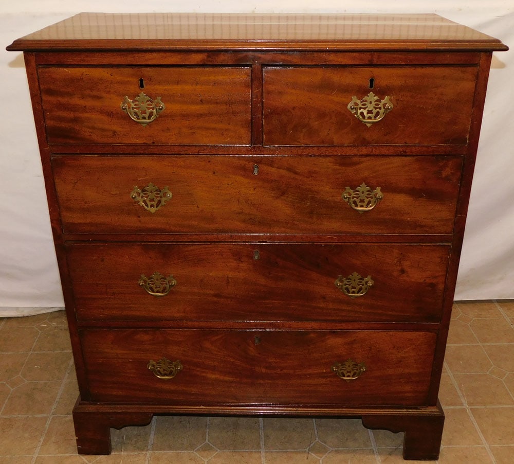 19th Century Mahogany 2/3 Drawer Chest (1 of 6)