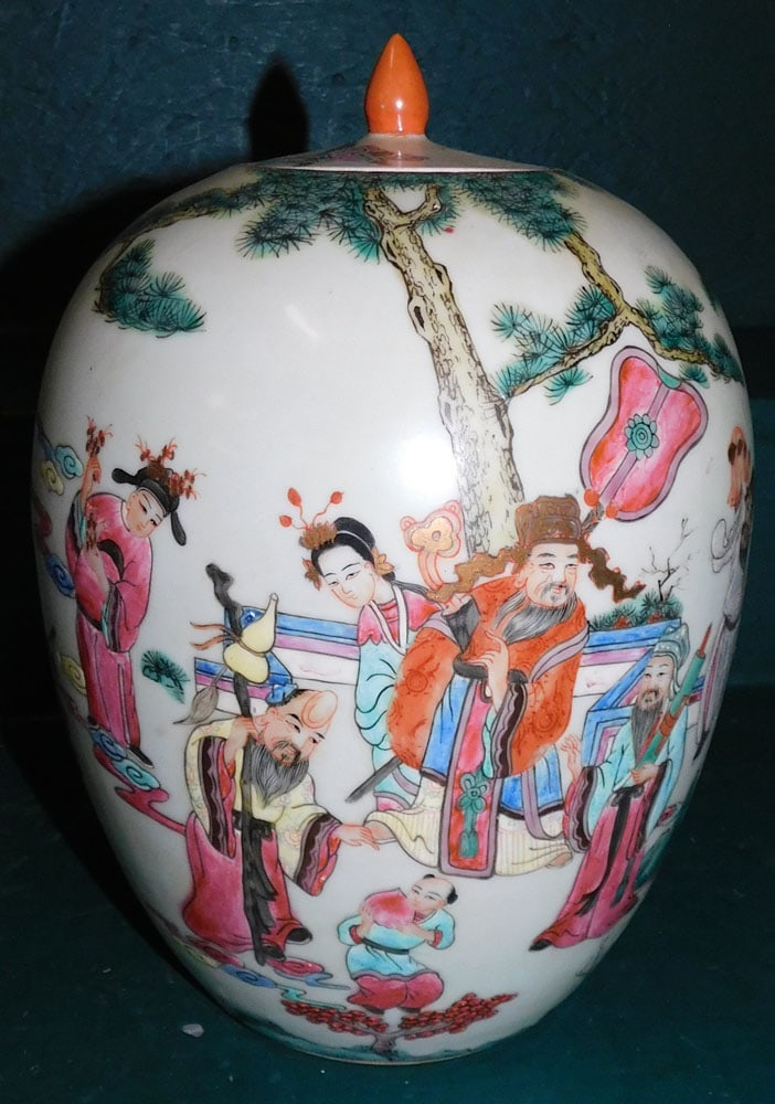Oriental Porcelain Covered Vase (1 of 5)