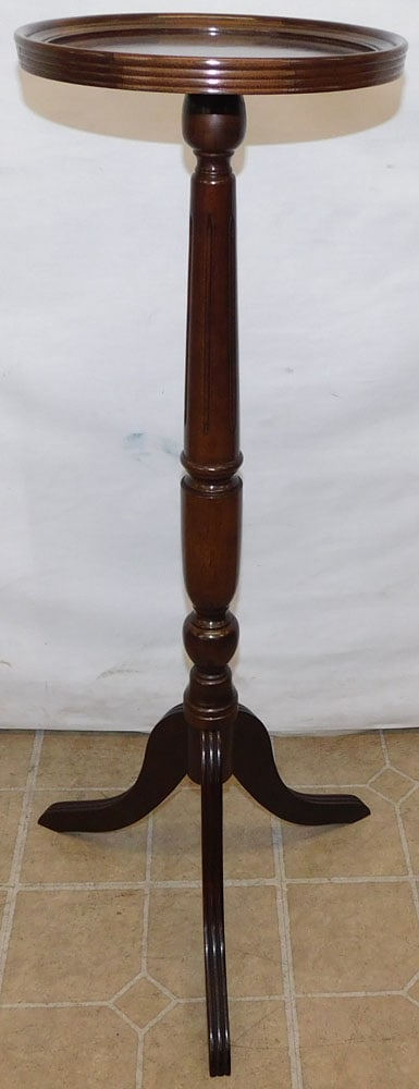 Cherry Dish Top Fern Stand (1 of 3)