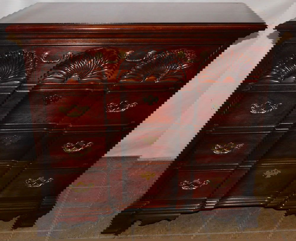 Cherry Blockfront 4 Drawer Chest by Thomasville (1 of 7)