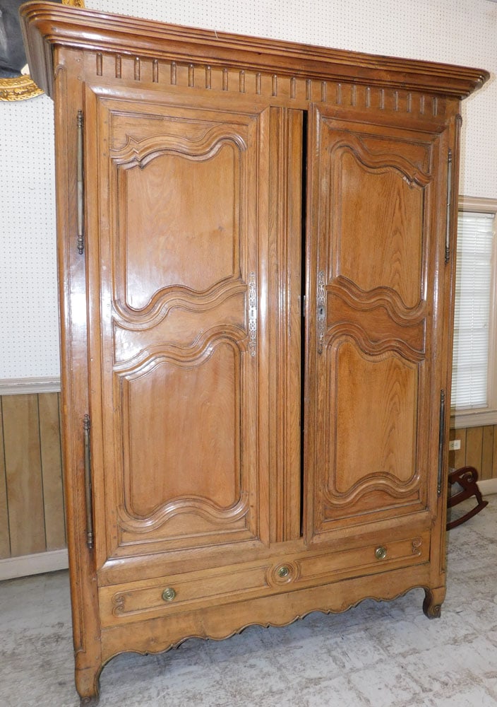 18th Century Oak French Provincial Wardrobe (1 of 11)