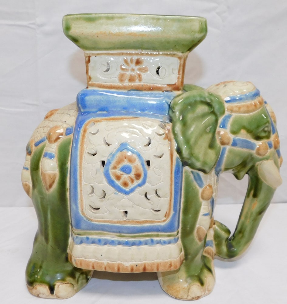 Oriental Porcelain Elephant Table Top Stand (1 of 3)
