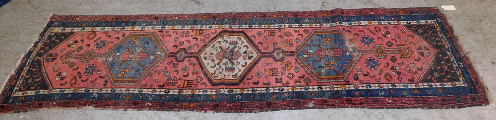2' 8" x 9' 7" Handmade Oriental Rug (1 of 4)