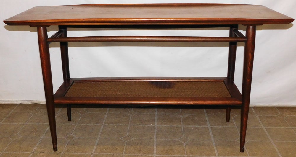 Bassett sofa table deals