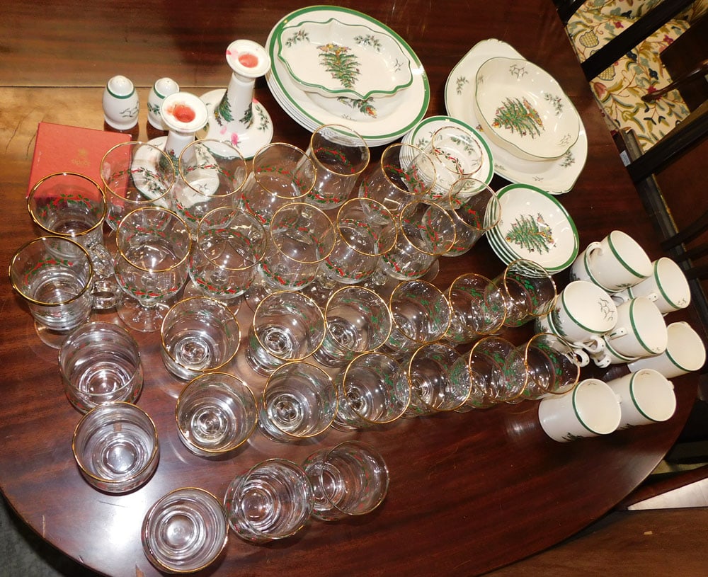 64 Pieces of Spode Christmas Tree China & Stemware (1 of 4)