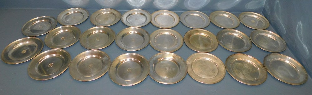 23 Sterling Bread & Butter Plates by Alvin & International, (55.6 T.O.) (1 of 7)