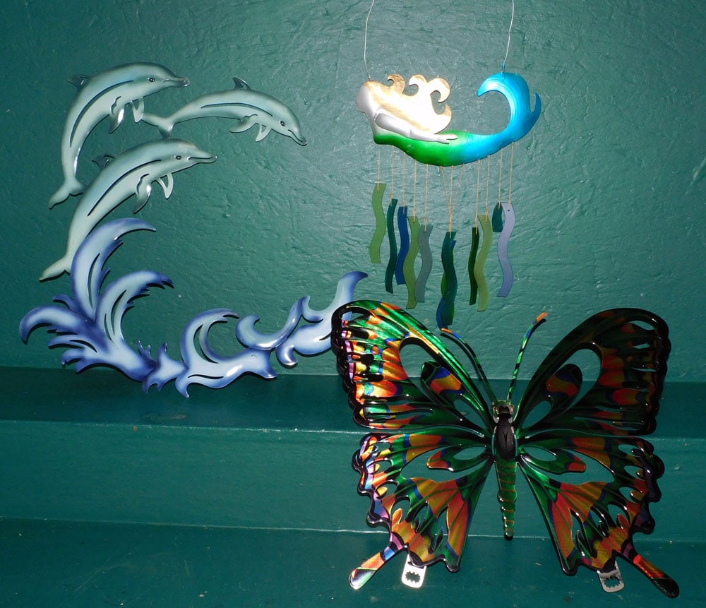 2 Painted Metal Wall Hangings & Painted Wind Chimes (1 of 5)