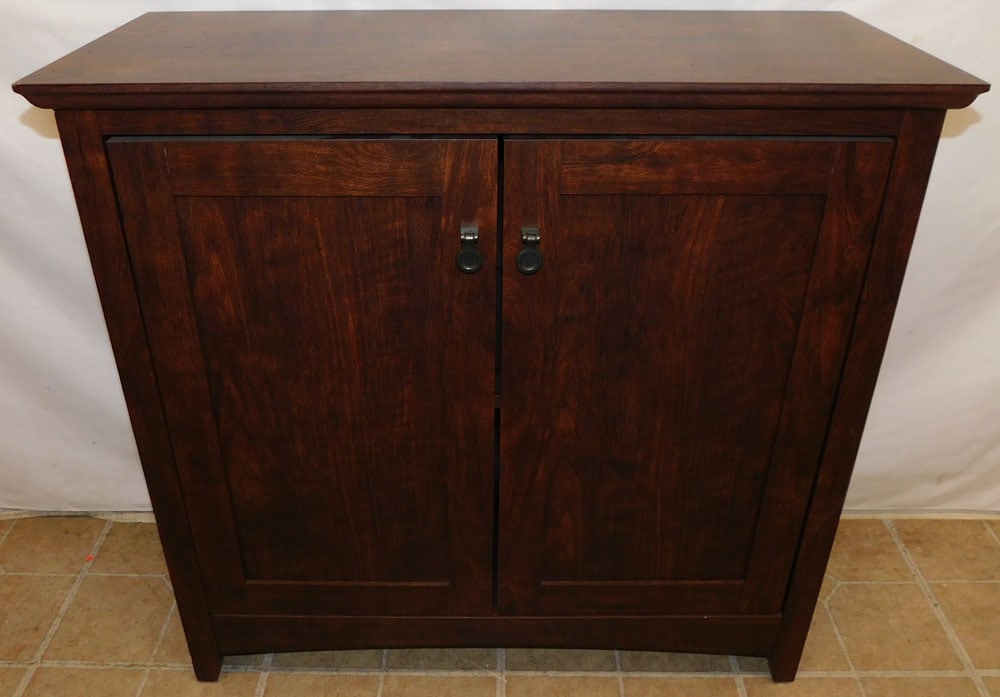 Modern Cabinet: Modern Cabinet . 31 1/2" W 13" D 30 1/2" H ALL DESCRIPTIONS AND ANY CONDITION STATEMENT GIVEN BY LANGSTON AUCTION GALLERY ARE STRICTLY OPINIONS AND LANGSTON'S SHALL HAVE NO RESPONSIBILITY FOR ERRORS O
