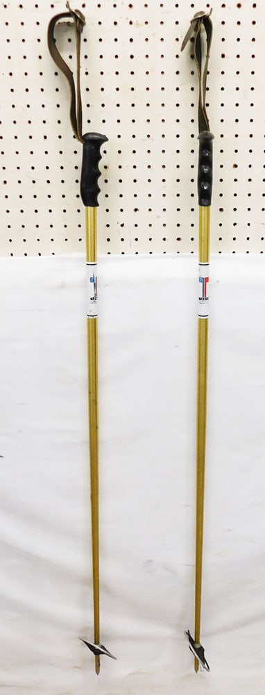 Pair Tomic Ultra Light Ski Poles (California) (1 of 3)