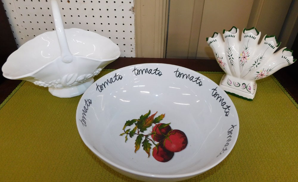 Lot Milk Glass Basket, Porcelain Fan Vase, & Large Tomato Bowl (1 of 4)