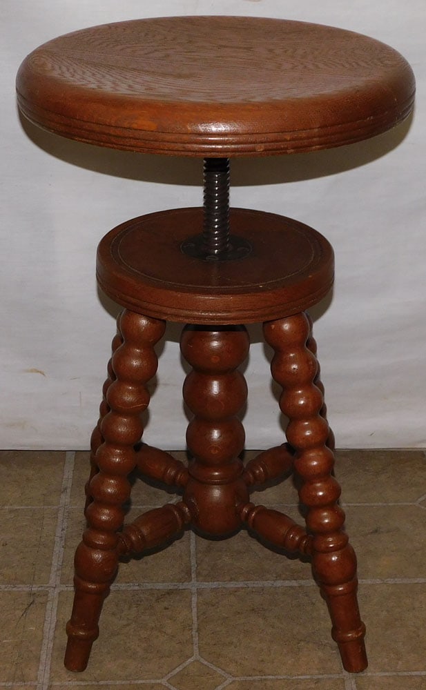 Antique Oak Adjustable Piano Stool (1 of 3)