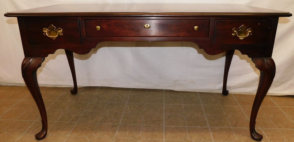 Cherry Queen Anne Style Three Drawer Desk By Statton (1 of 8)