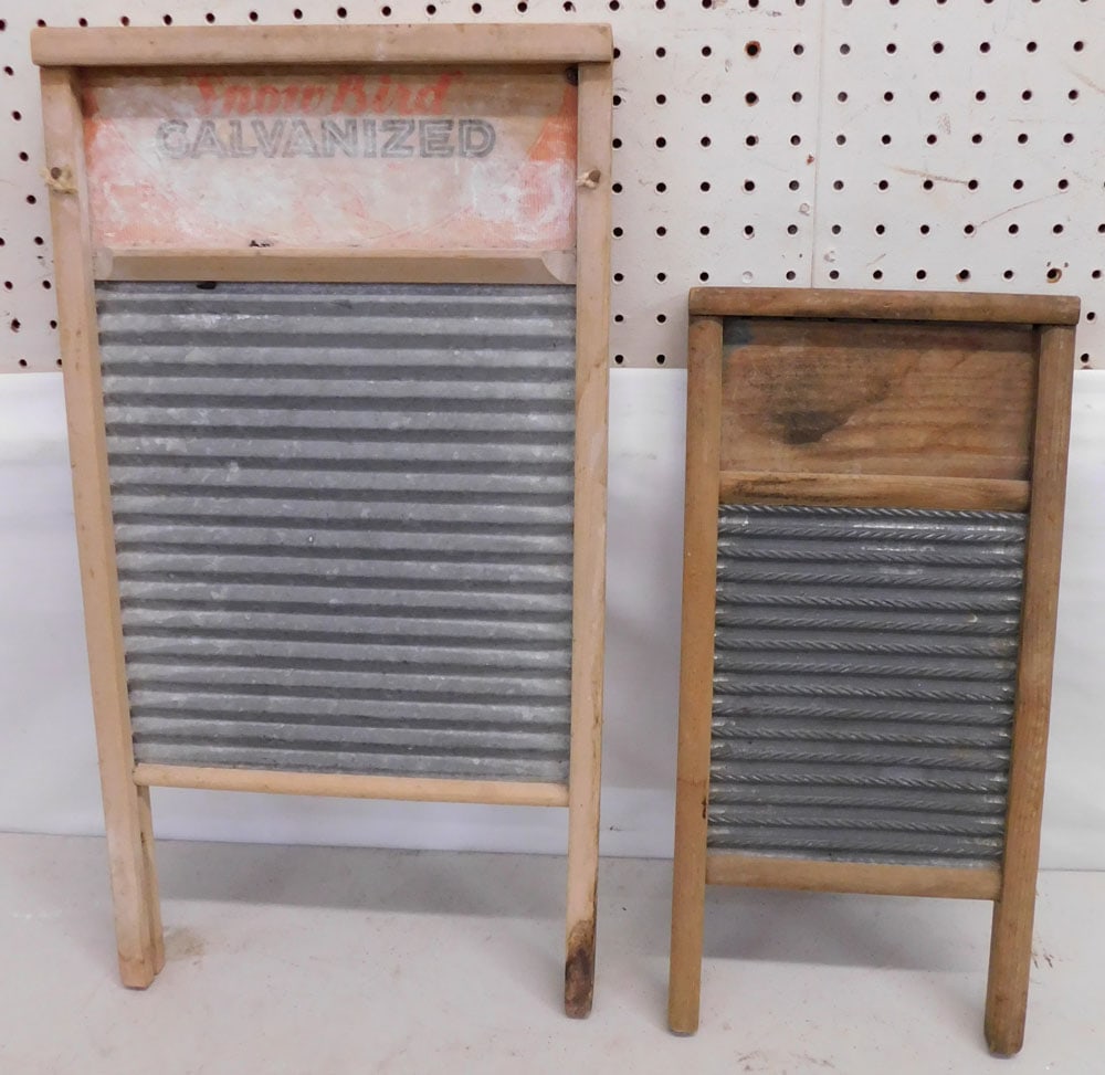 Two Antique Wash Boards (1 of 4)