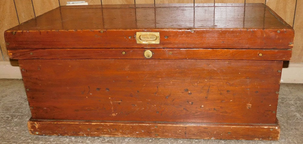 Antique Pine Tool Chest (1 of 3)