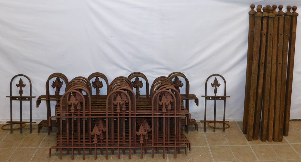 Lot Wrought Iron Fence Sections (1 of 6)